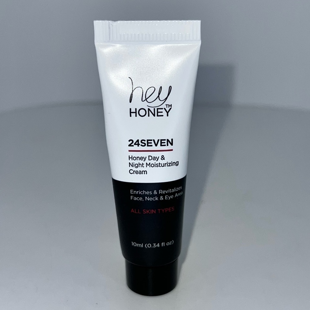 🦋$8 ~ Hey Honey ~ 24Seven Honey Day & Night Moisture for Face Neck & Eye ~ NEW